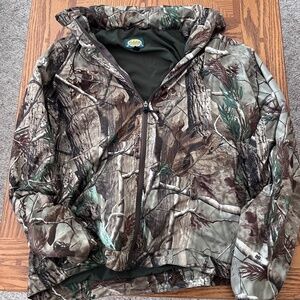 Cabela's camo hunting jacket